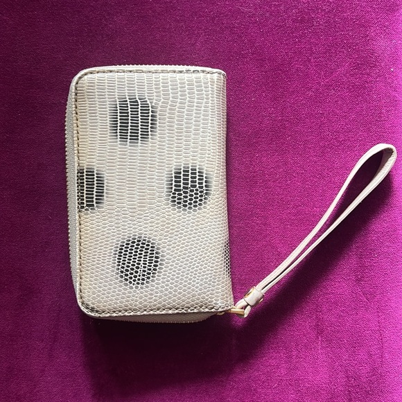 MARC BY MARC JACOBS Polka Dot Snakeskin Gold Zip Closure Clutch Wristlet Wallet - Picture 5 of 5